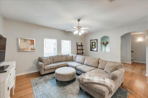 Perfect Uptown Townhome